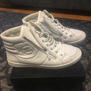 Chanel tennis sneaker
